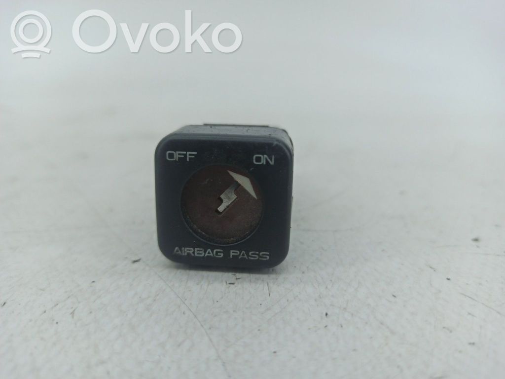 Multifunctional control switch/knob   AIRBAGON,96404548XT