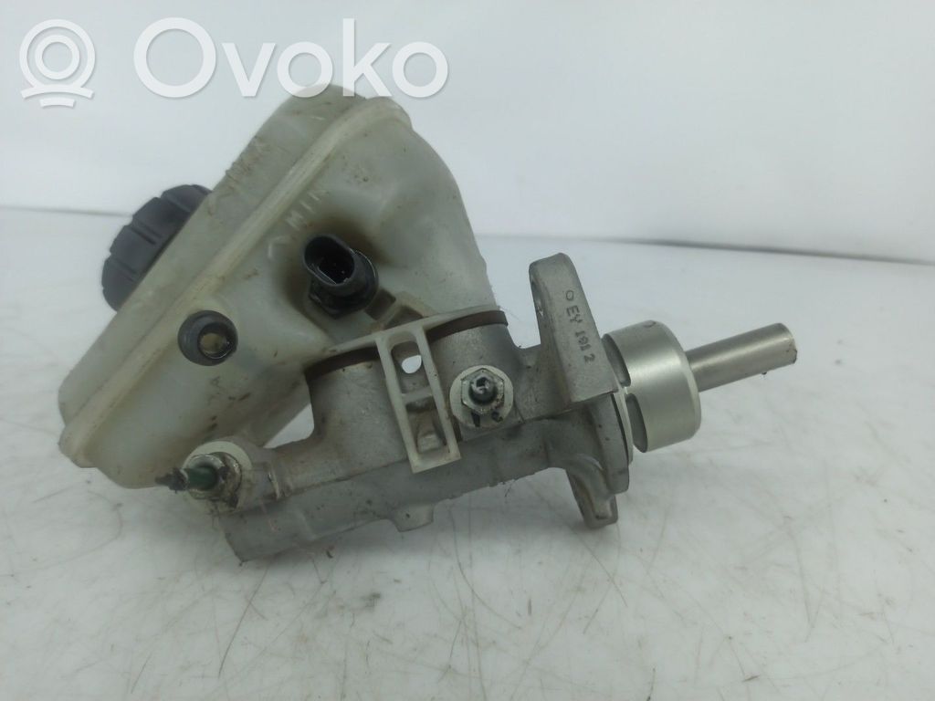 Opel Corsa C Cilindro del sistema frenante 
