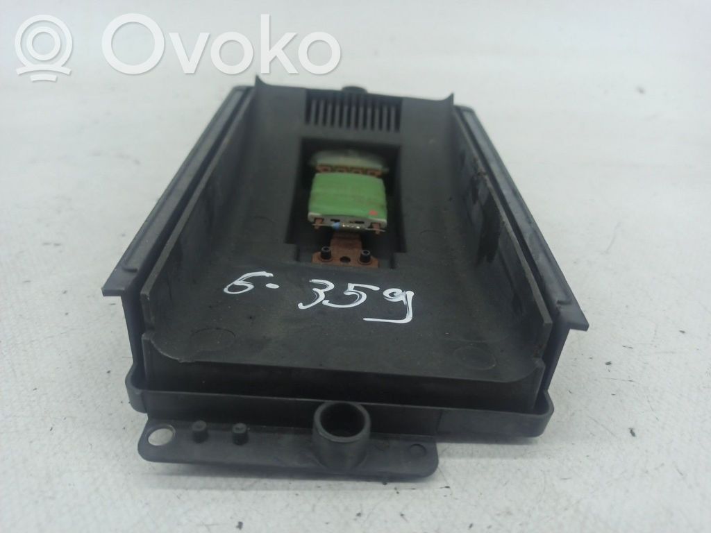 Volkswagen Golf IV Relé de ventilador de calefacción 