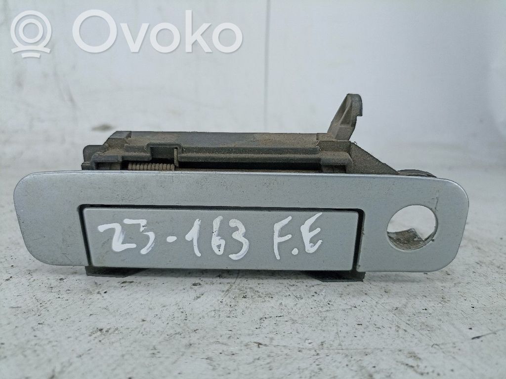 Audi A8 S8 D2 4D Maniglia esterna per portiera anteriore