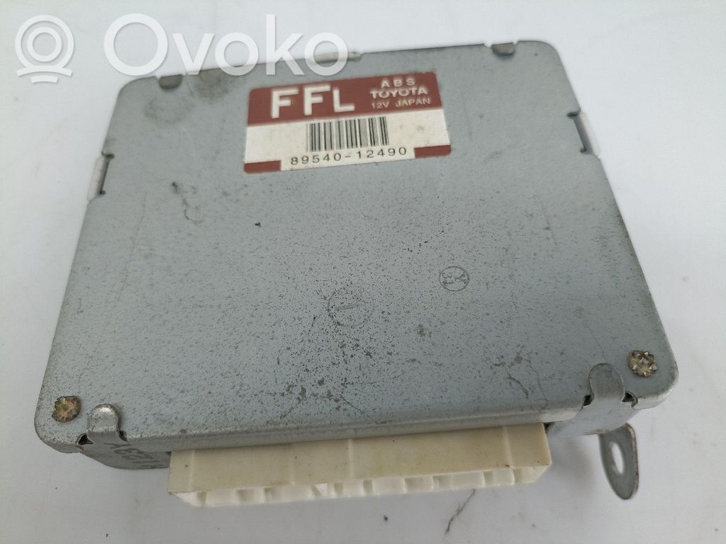 Moottorin ohjainlaite/moduuli   8954012490