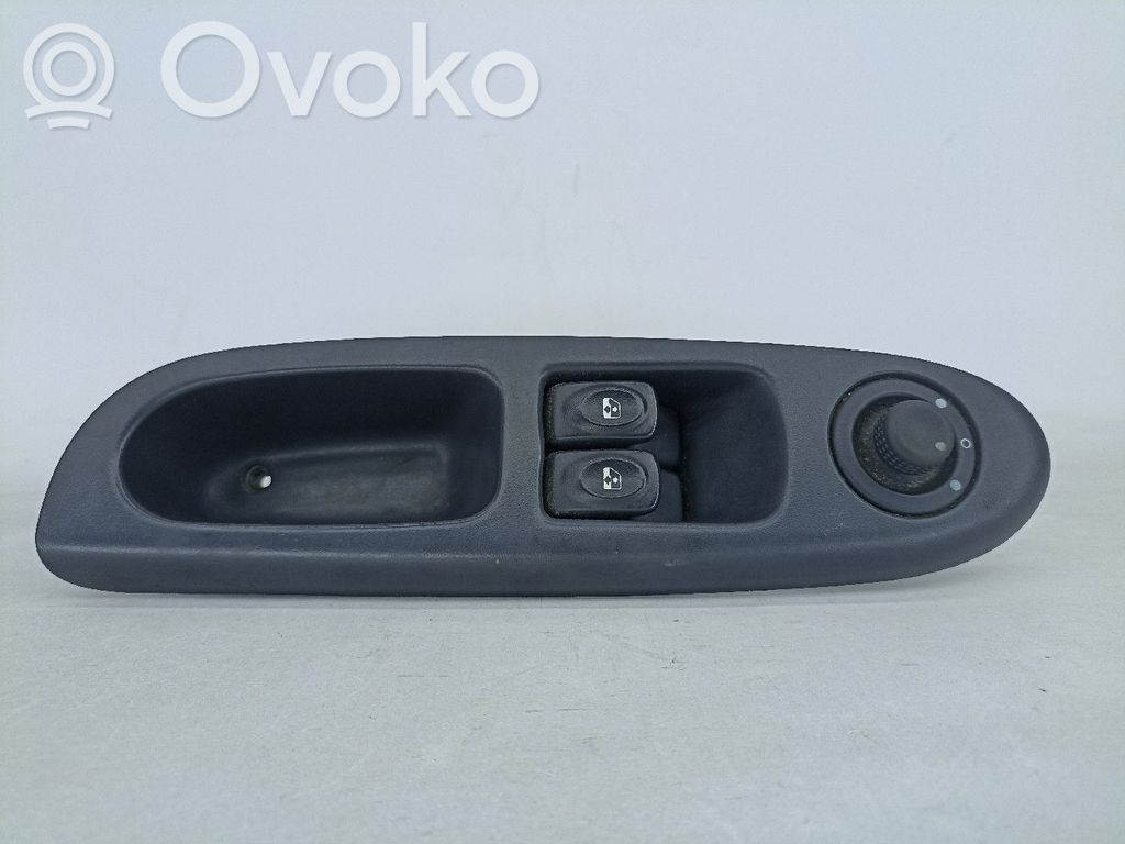 Renault Clio II Comutator comandă geamuri electrice 