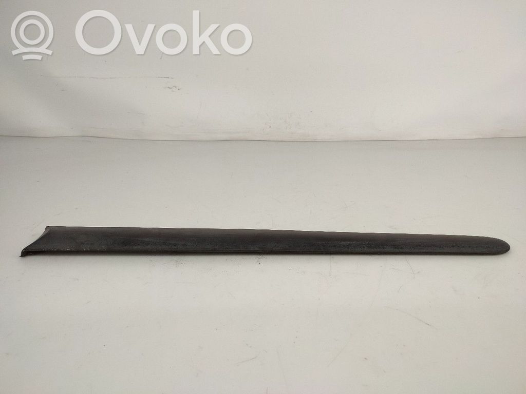 Renault Megane I Etuoven lista (muoto) 