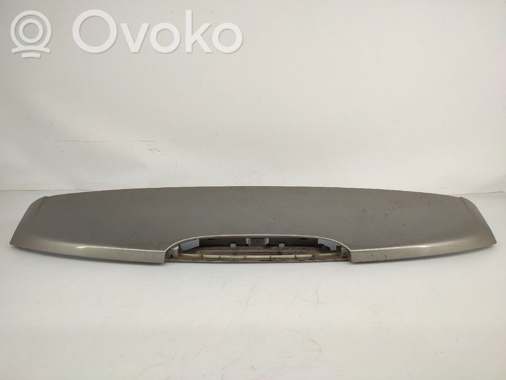 Spoiler lunetă/portbagaj   8200883016