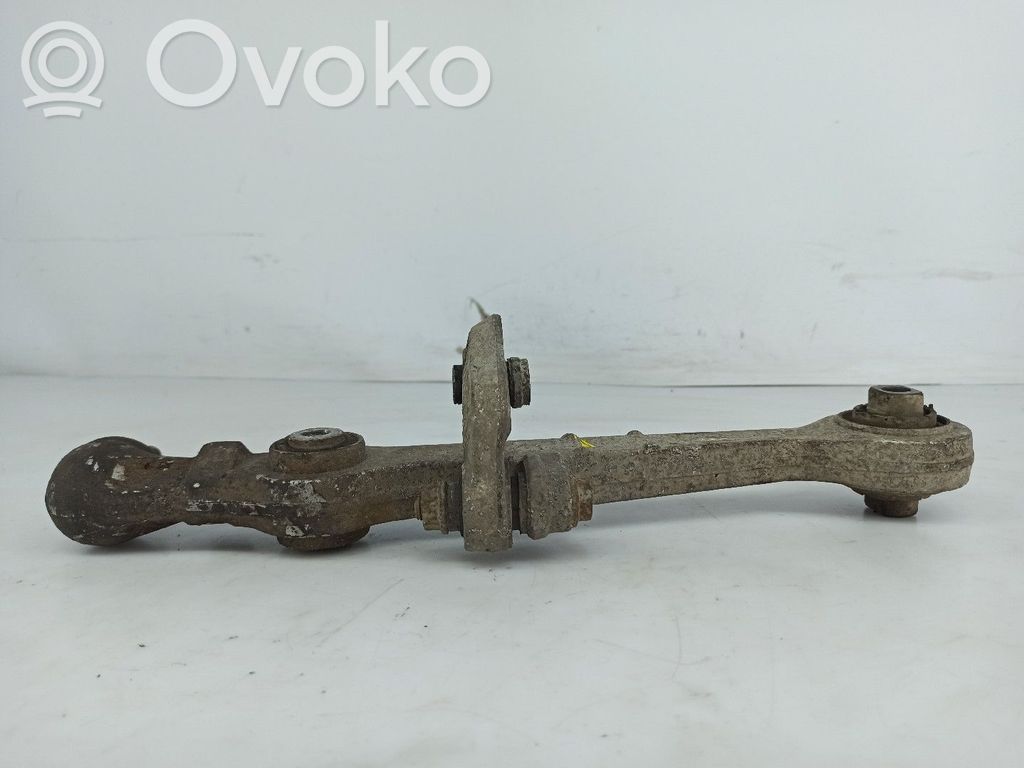 Etutukivarsi   4D0407155P