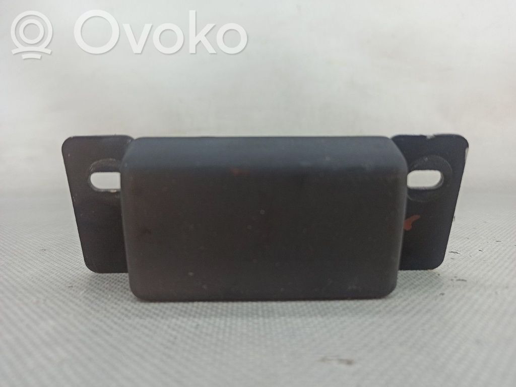 Opel Vivaro Tailgate exterior lock 