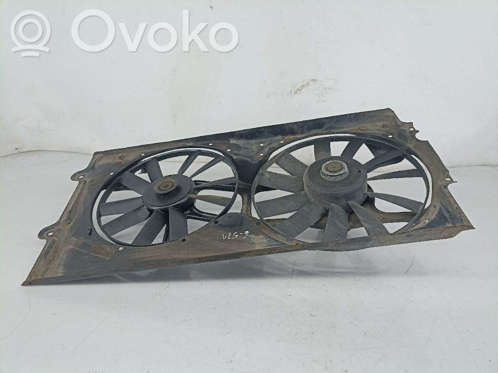 Volkswagen PASSAT B4 Elektrinis radiatorių ventiliatorius 