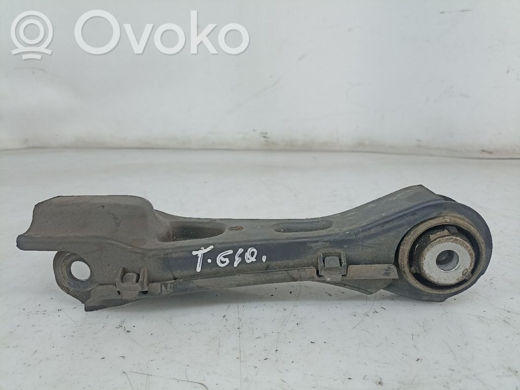 Mercedes-Benz A W176 Wahacz tylny 