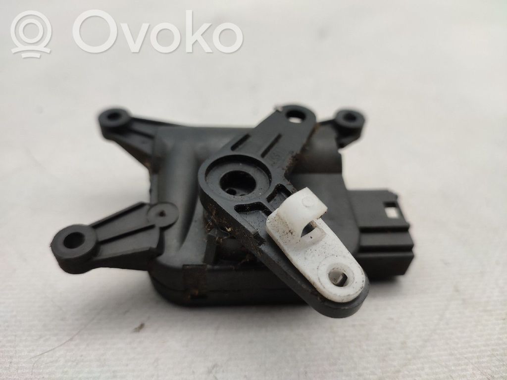 Oro sklendės varikliukas   0132801346,05020703
