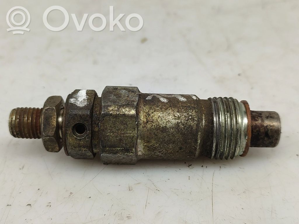 Nissan Patrol Y60 Injector combustibil 