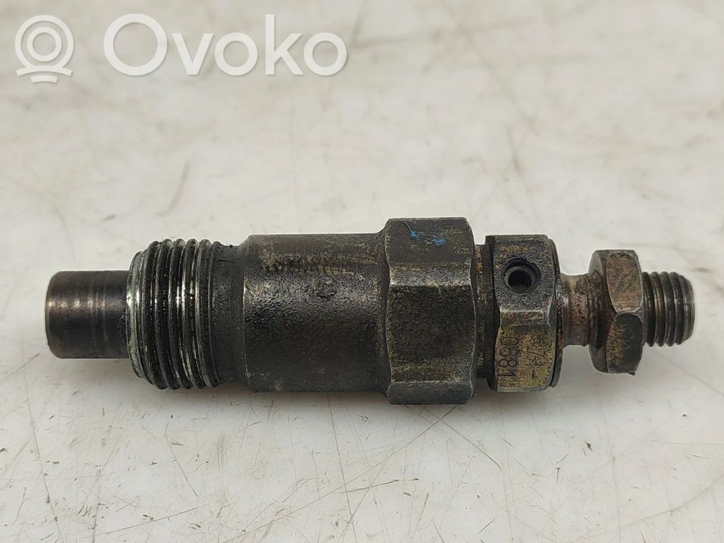 Nissan Patrol 260 Injector combustibil 