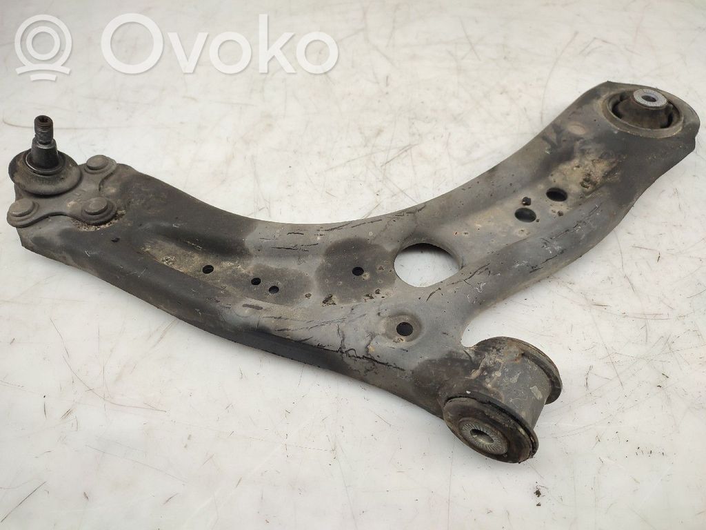 Etutukivarsi   5Q0407152R