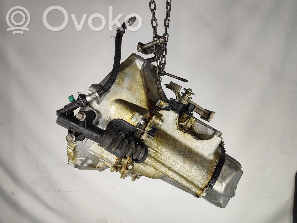 Opel Corsa F Cutie viteze manuală cu 5 trepte 