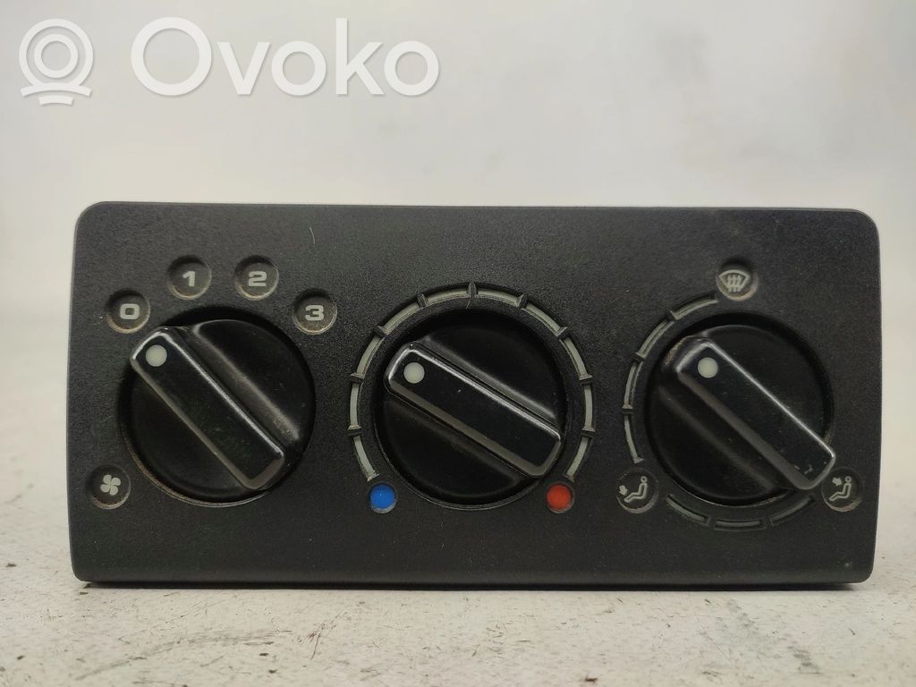 Volkswagen Polo II 86C 2F Unitate control climatizare 