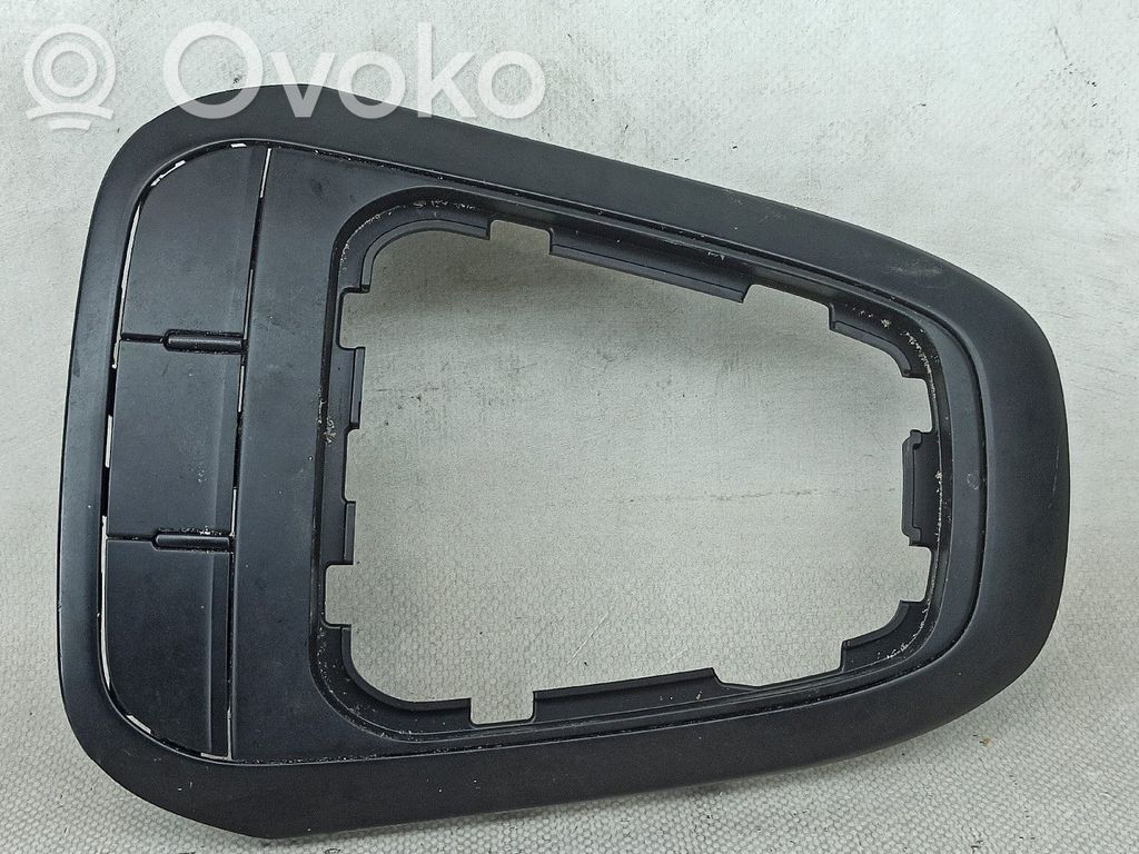 KIA Picanto Rămă unitate radio/GPS 