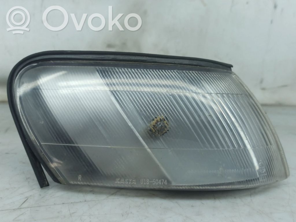Blinker vorne Stoßstange   01850474