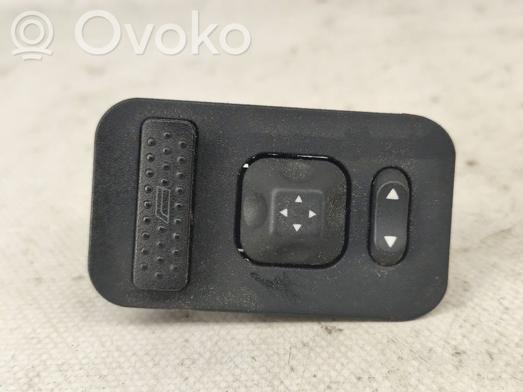 Alfa Romeo 145 - 146 Wing mirror switch 