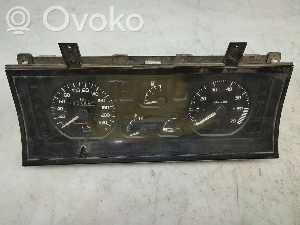 Speedometer (instrument cluster)