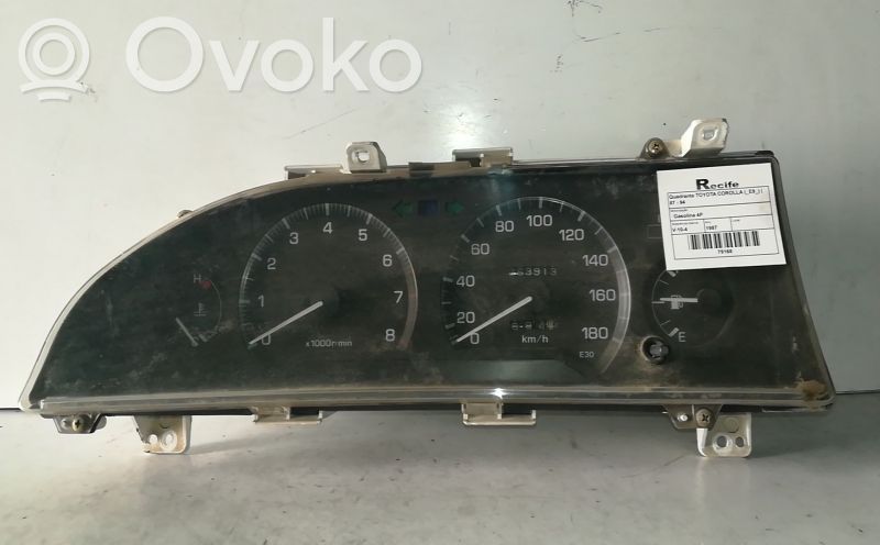 Toyota Corolla E90 Speedometer (instrument cluster) 