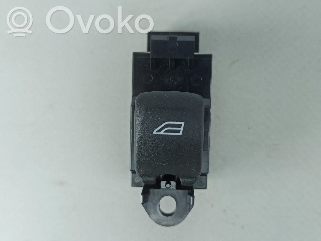Interruptor del elevalunas eléctrico   31394840