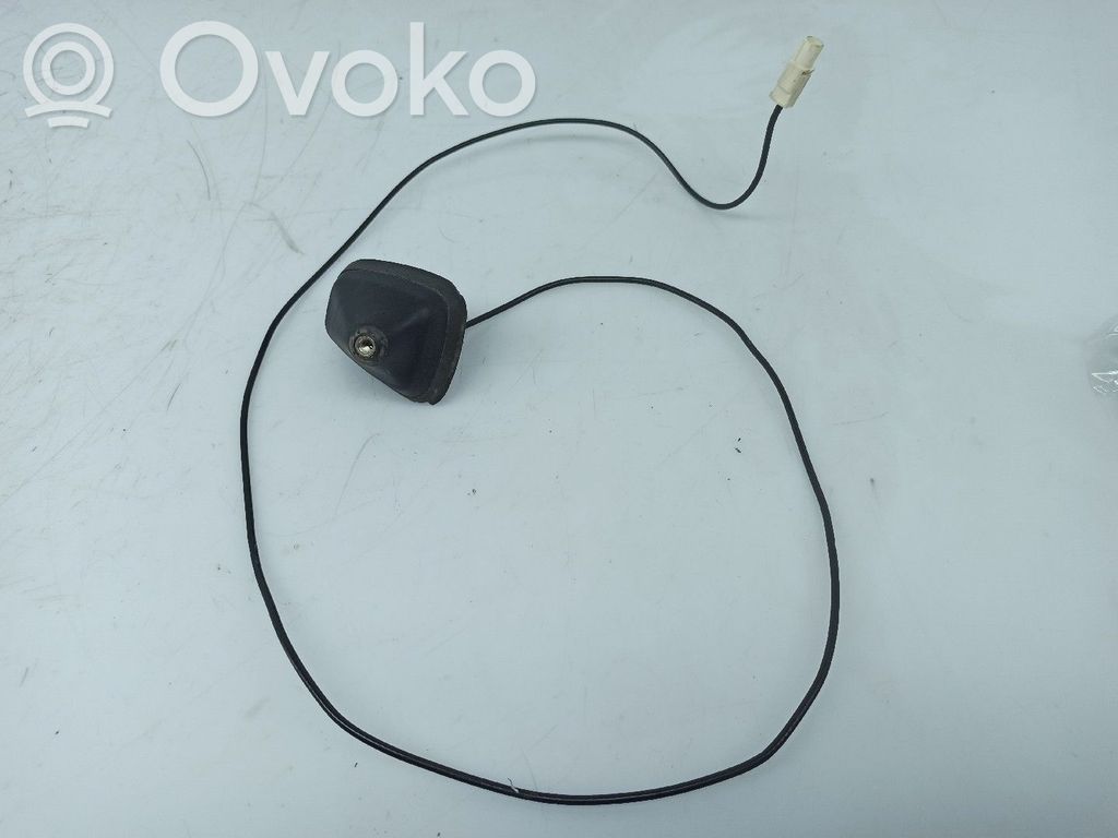 Renault Twingo III Radion antenni 