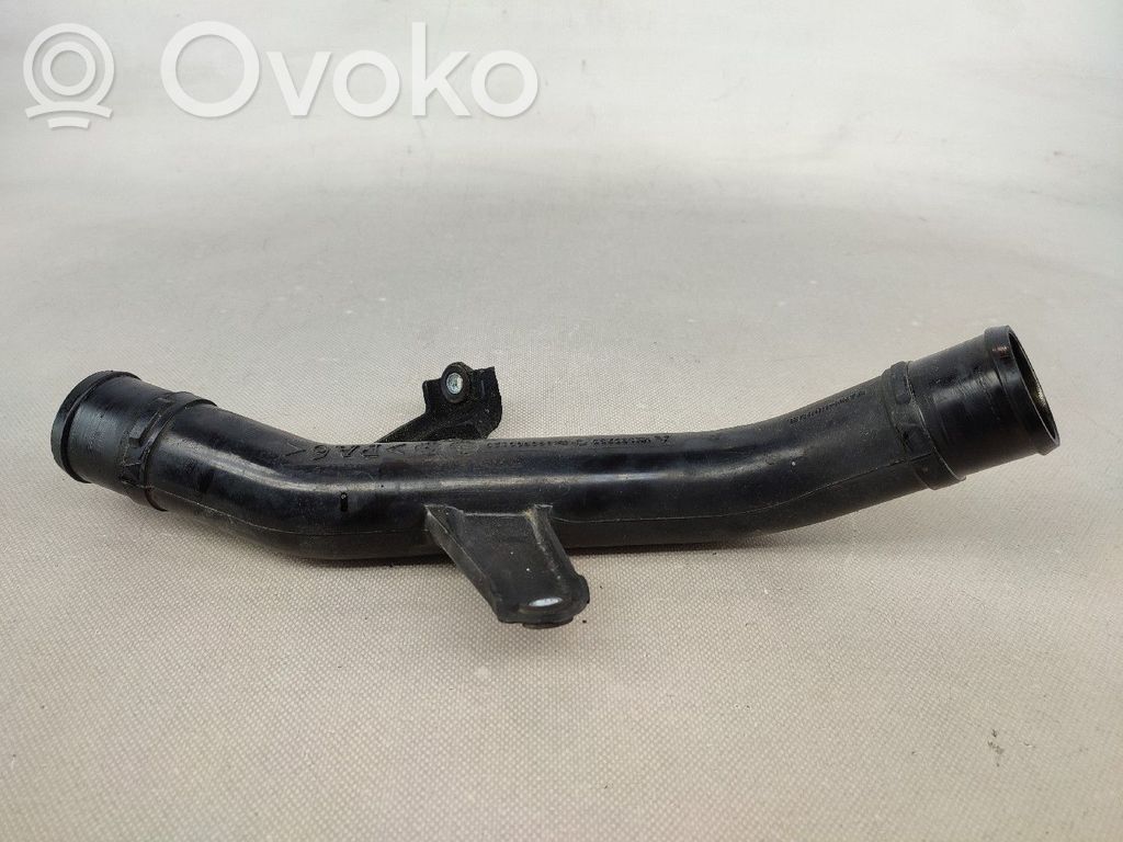 Välijäähdyttimen letku   A6390900129,MN135255