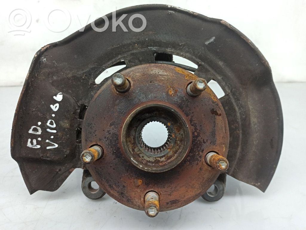 Toyota Avensis T270 Fuso a snodo con mozzo ruota anteriore