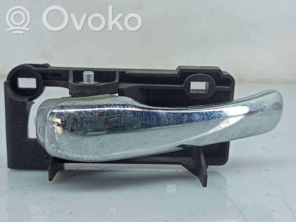 Takaoven ulkokahva   99098401