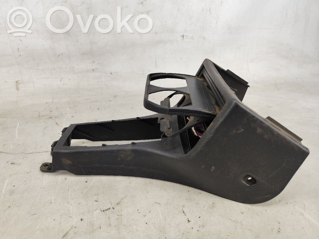 Daihatsu Sirion Consola central 