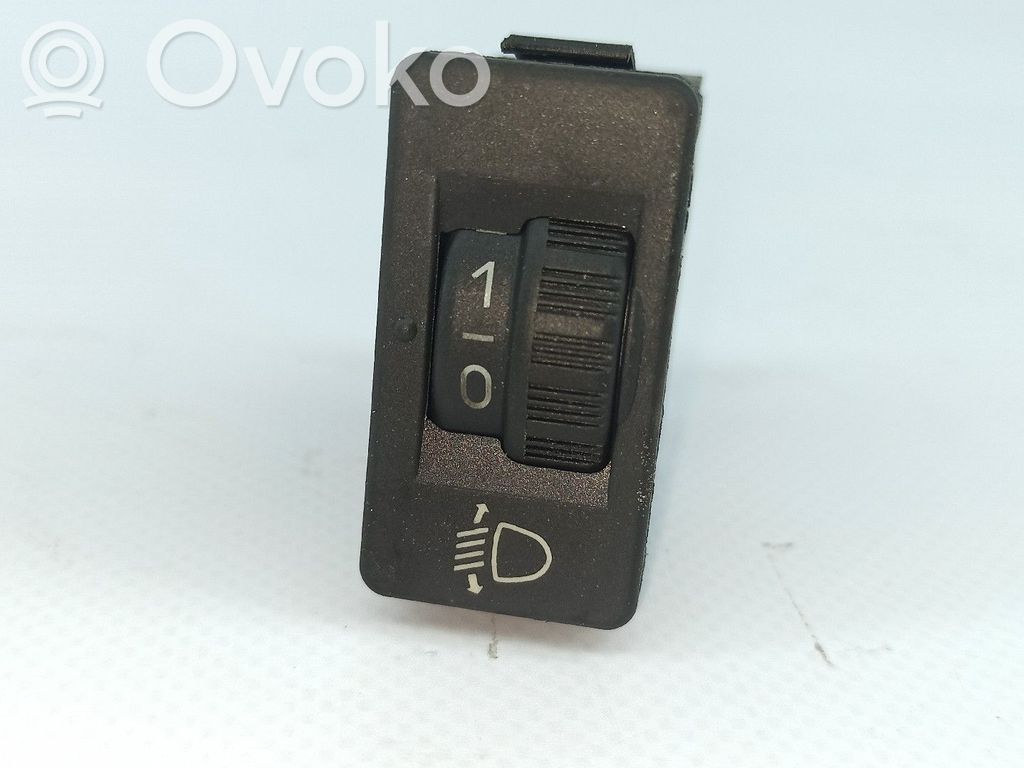 Przyciski multifunkcyjne   NIVELADOR,96384422