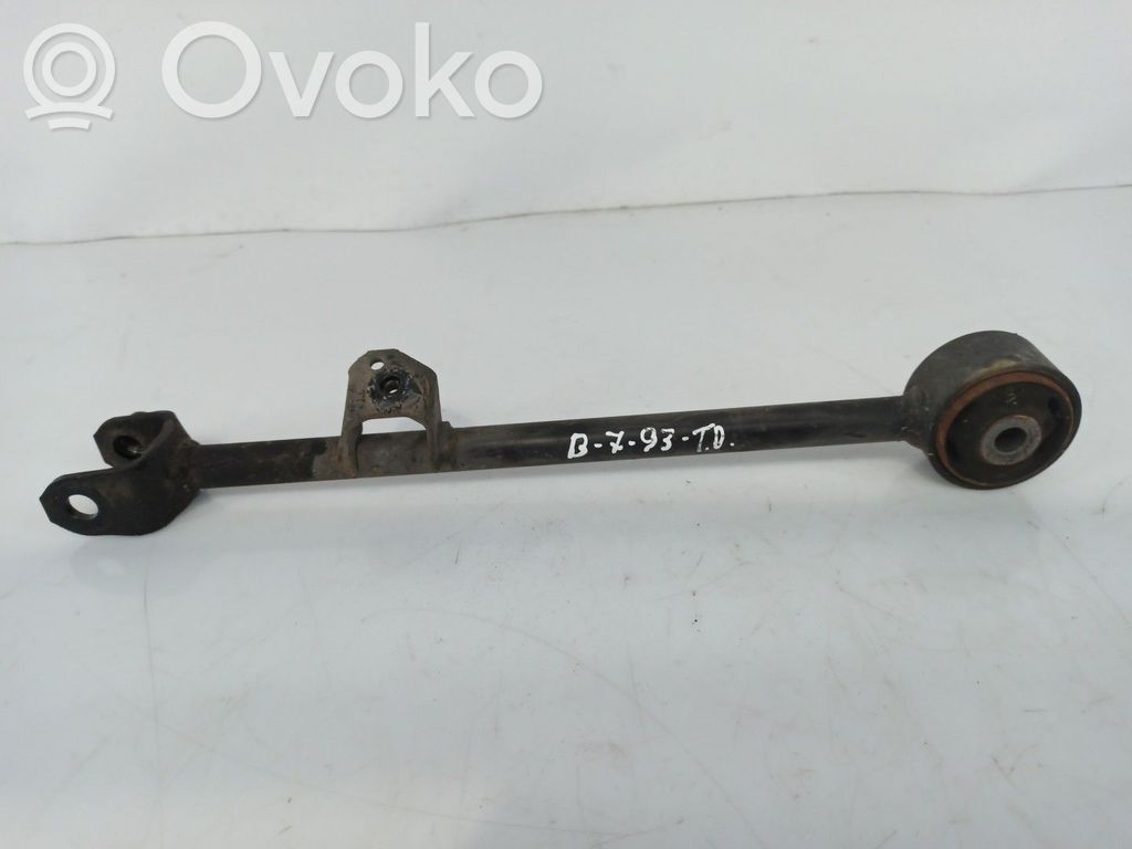 Brazo de suspensión trasero