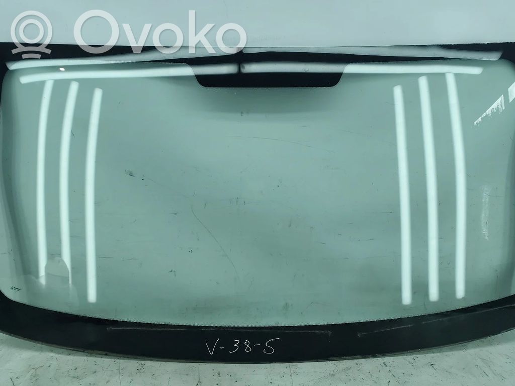Iveco Daily 6th gen Front windscreen/windshield window 