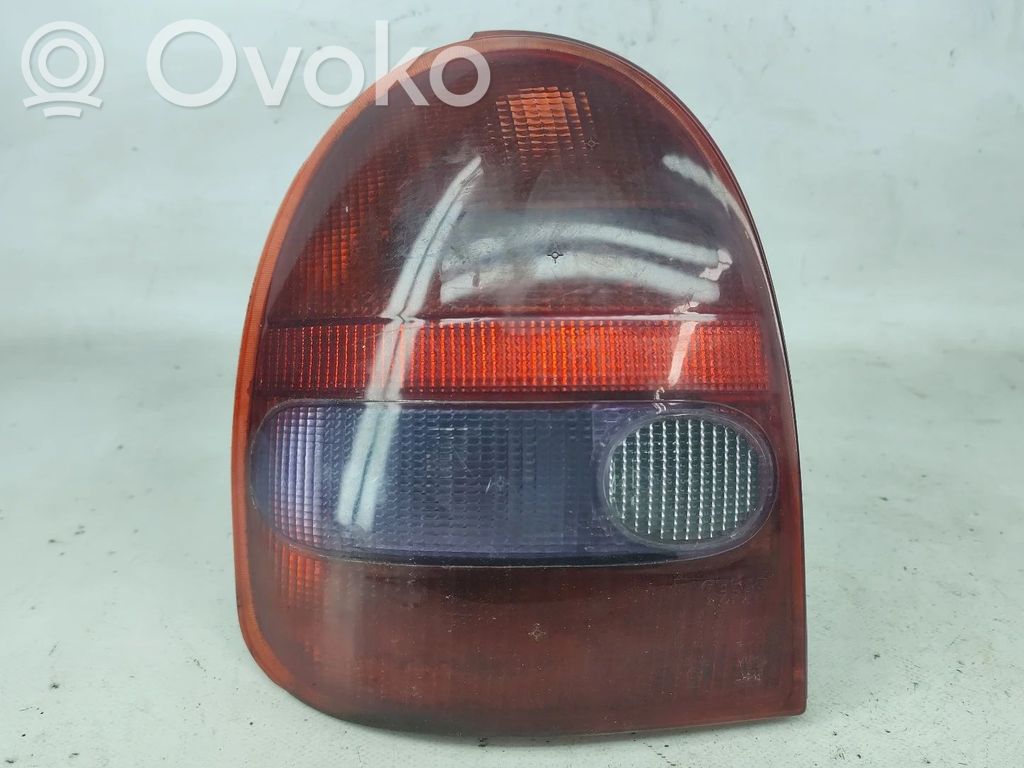 Opel Corsa B Lampy tylnej klapy bagażnika 