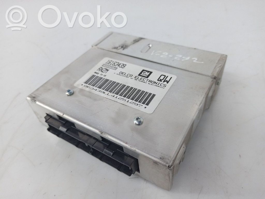 Opel Corsa B Engine control unit/module 
