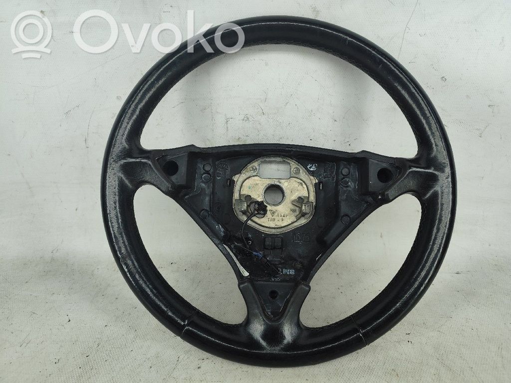 Ohjauspyörä   61575180A,7L5419091P