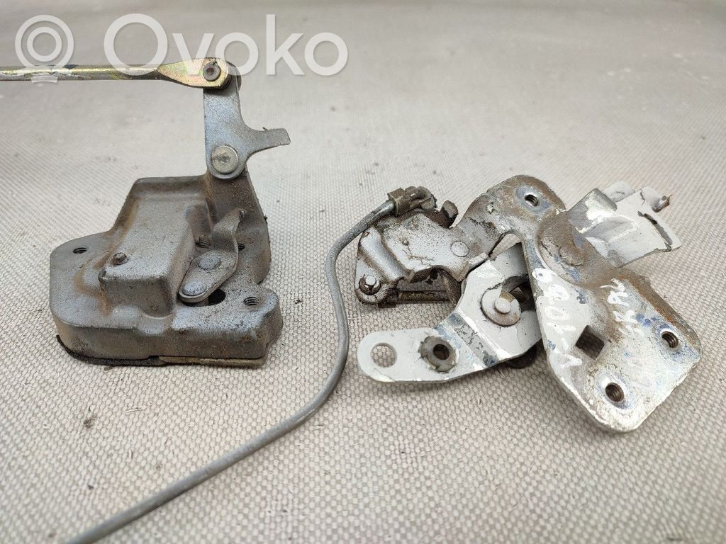 Toyota Hiace (H11, H20, H30, H40) Serratura portellone 