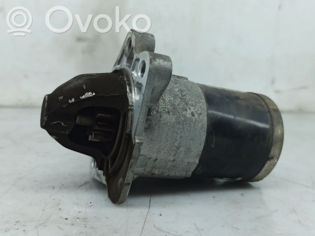 Starter motor   M000T32771