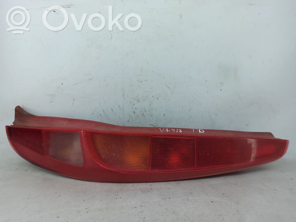 Fiat Punto (188) Lampă spate în caroserie