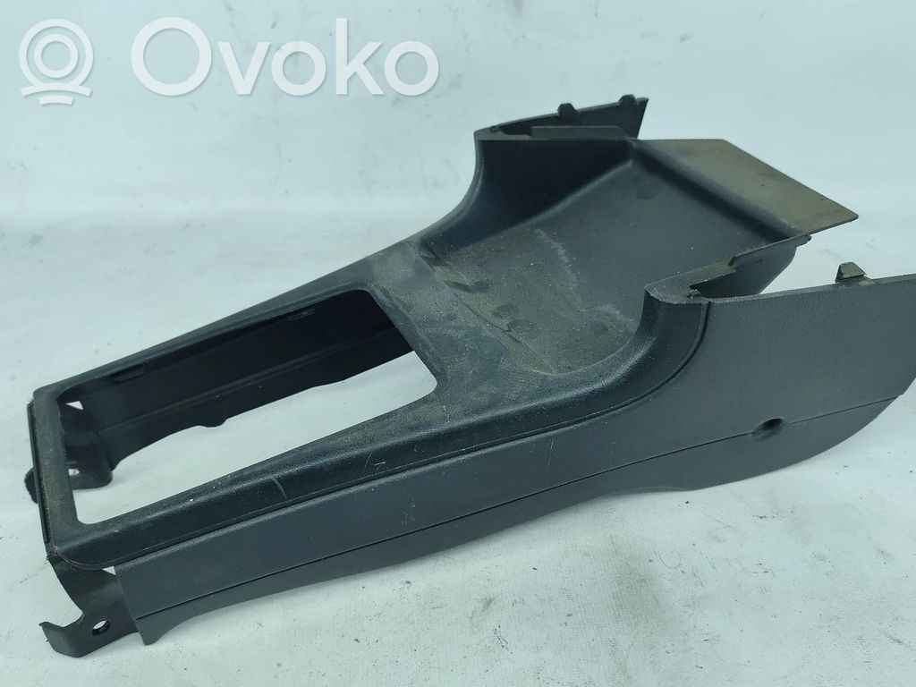 Toyota Corolla E90 Konsola środkowa / Radio / GPS 