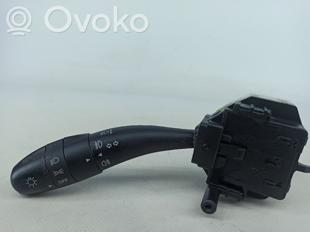 Leva/interruttore dell’indicatore di direzione e tergicristallo   934102R030