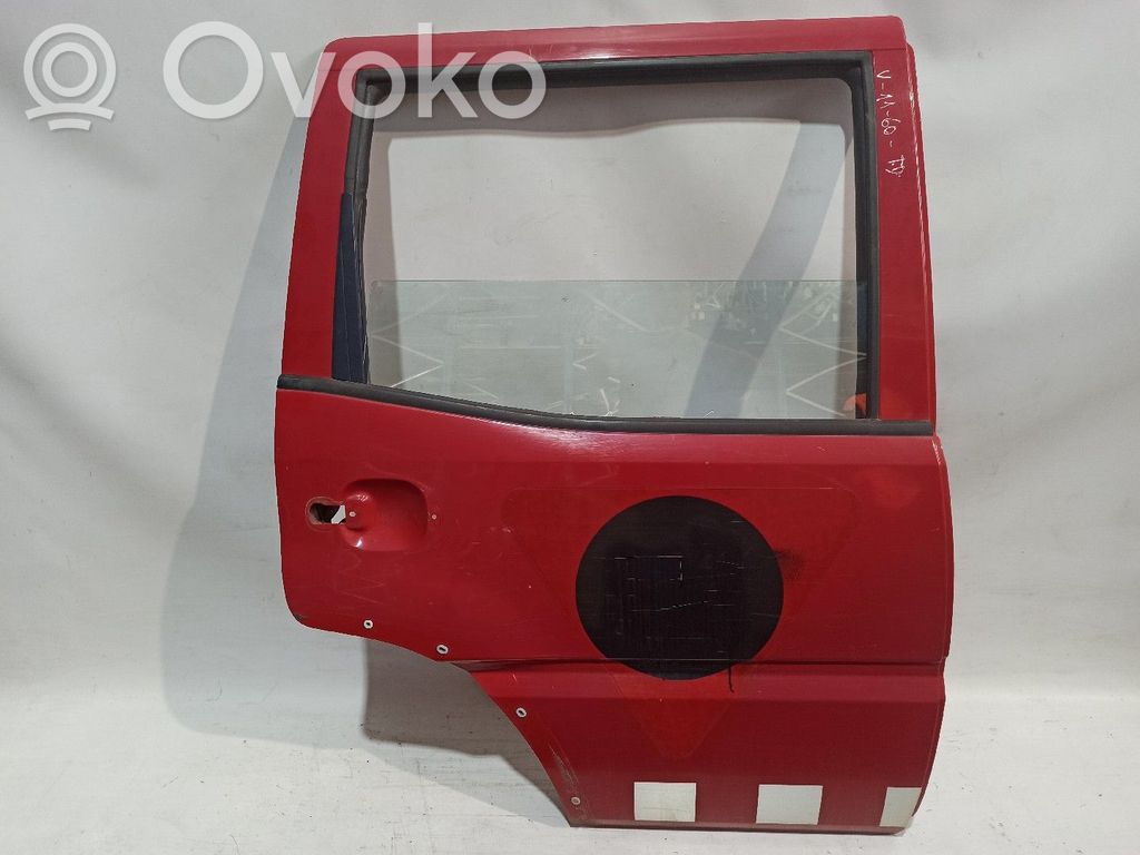 Nissan Terrano Galinės durys