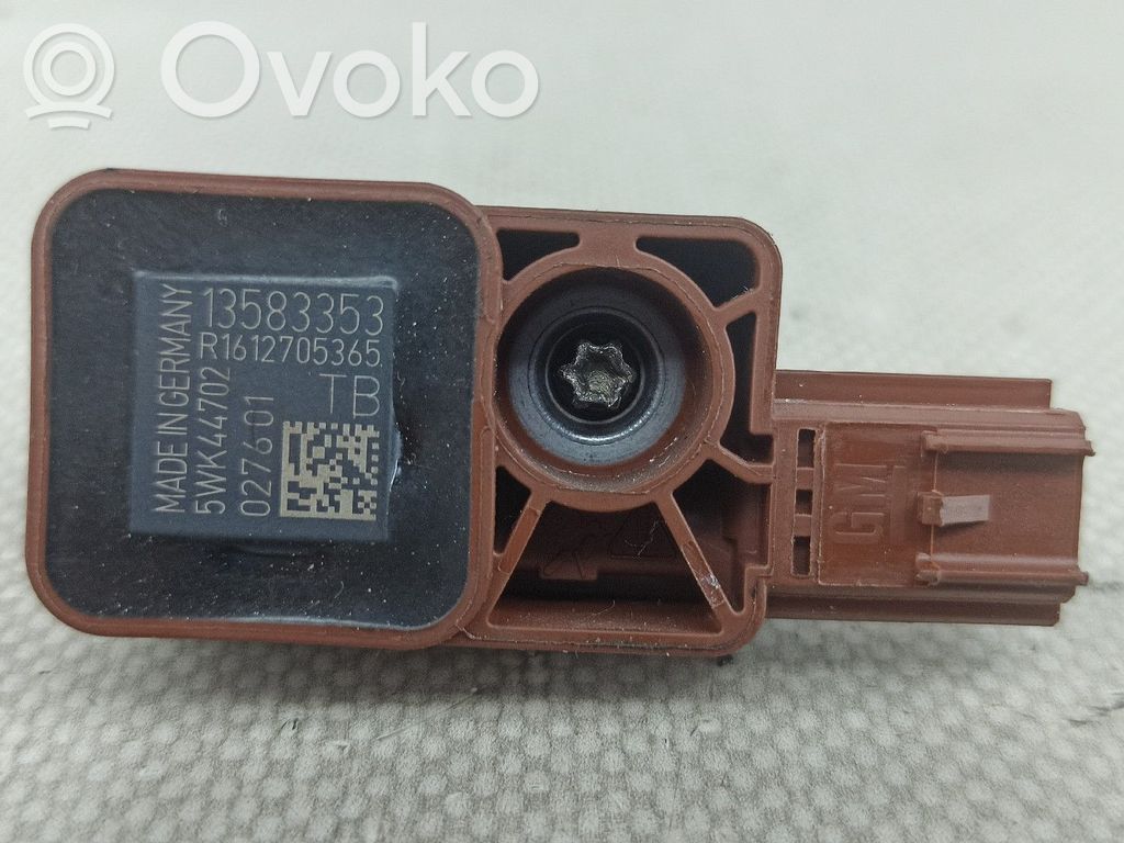 Opel Corsa E Senzor 