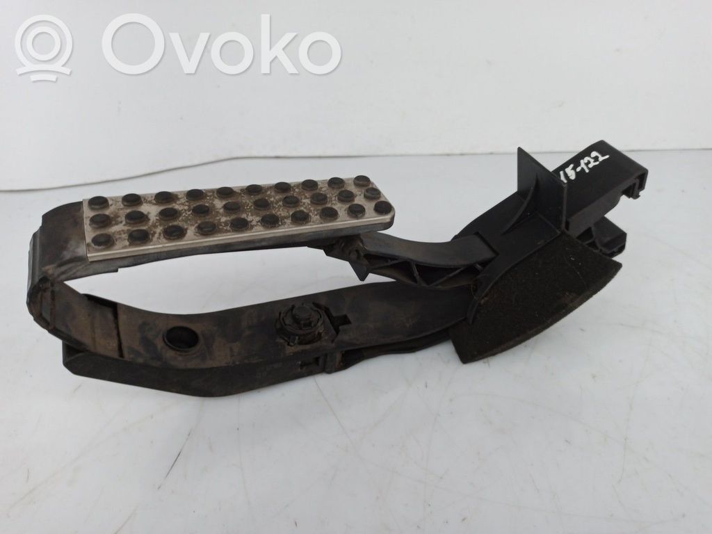 Pedale dell’acceleratore   A2113010001