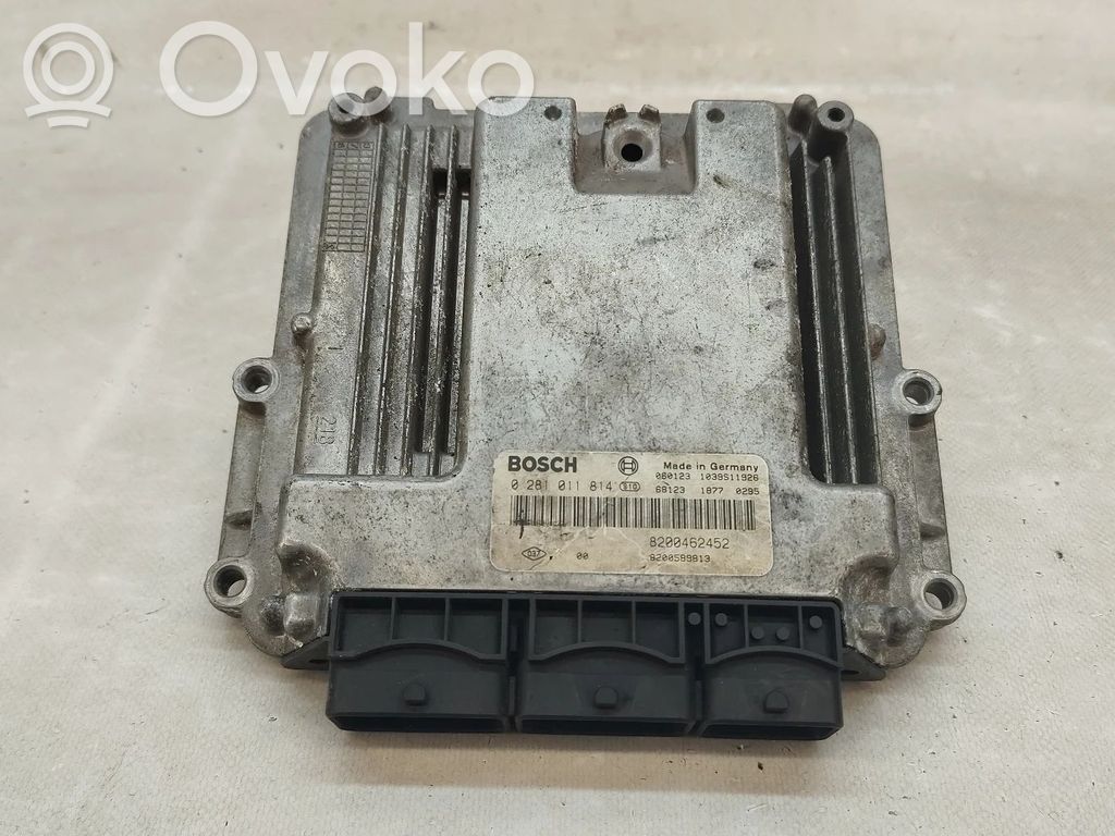 Unidad de control/módulo del motor   8200606830,S118400260G