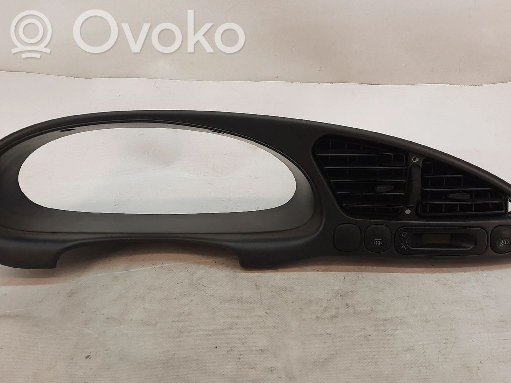 Ford Fiesta Rejilla de ventilación central del panel 