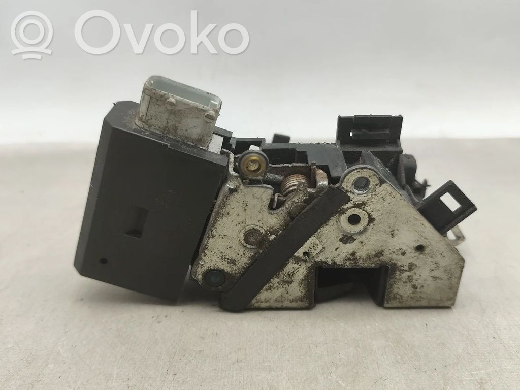 Priekinė durų spyna   8352165,4PINOS