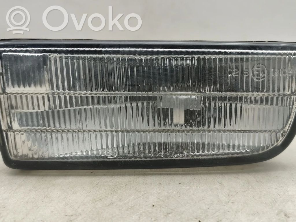 BMW 3 E36 Etusumuvalo 