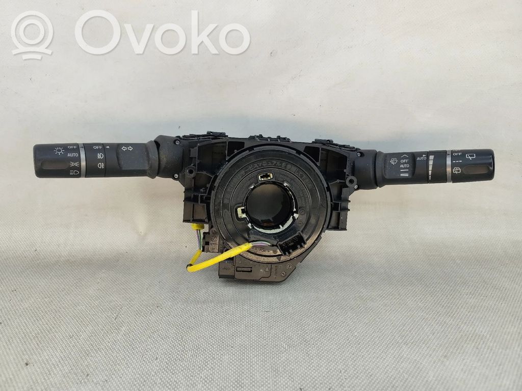 Otros interruptores/perillas/selectores   D65166CS0,FITAAIRBAG,GS1R66120A6H