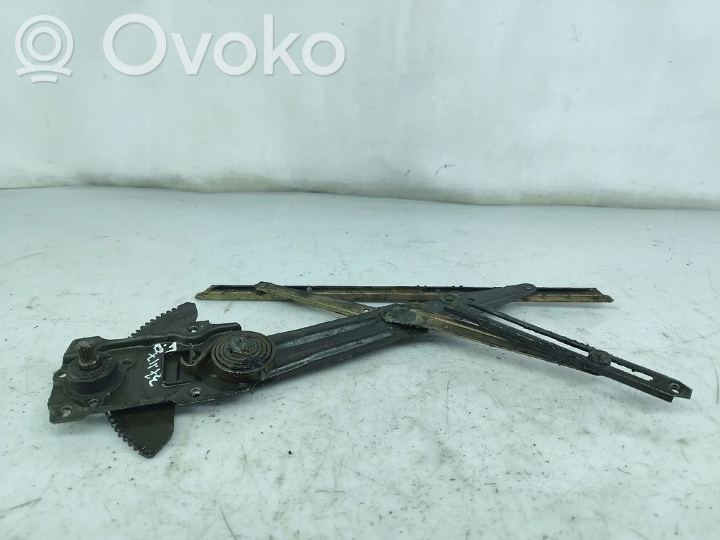 Suzuki Swift Cultus Fensterhebermechanismus ohne Motor Tür vorne 