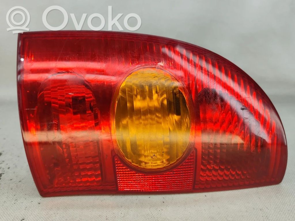 Renault Megane I Takaluukun takavalot 